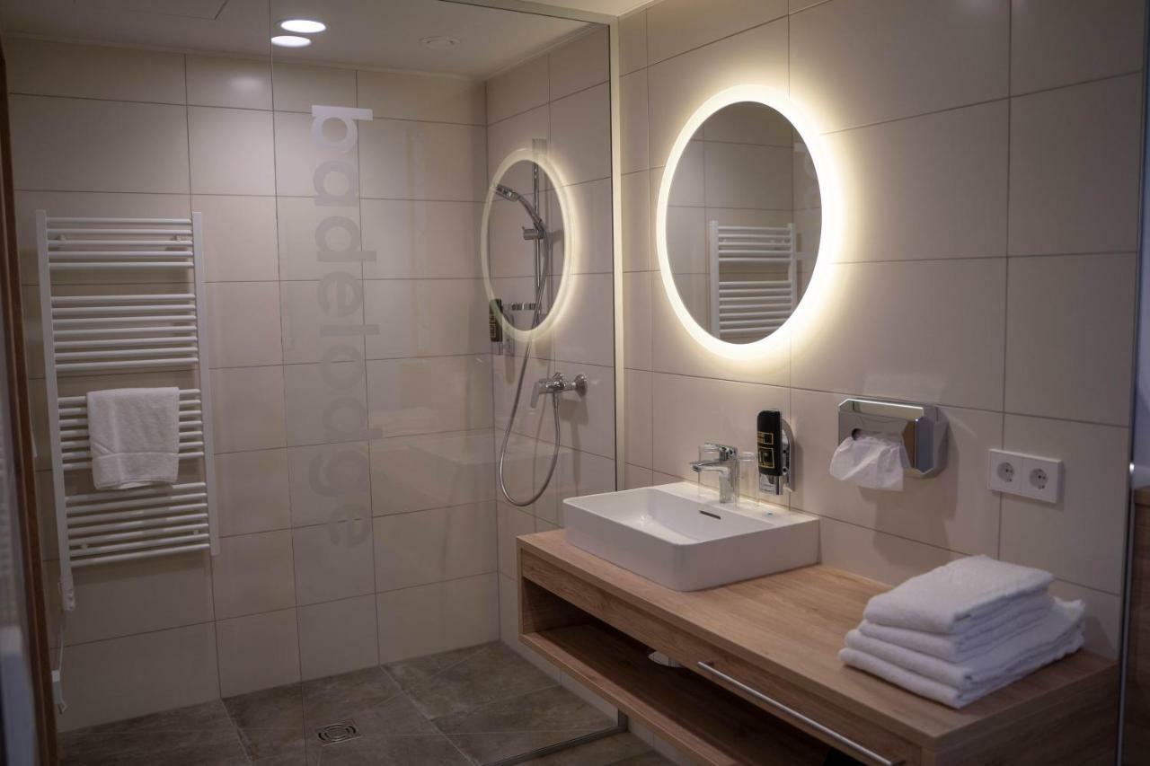 Donau Lodge Ибс ан дер Донау Екстериор снимка